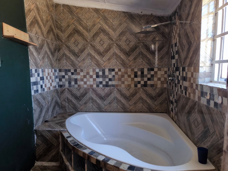 2 Bedroom Property for Sale in Chatsworth Western Cape